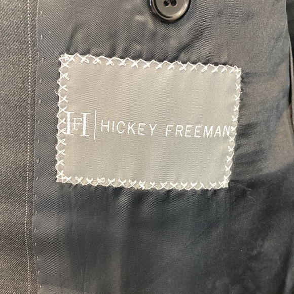 Hickey Freeman Madison Suit NWT - Picture 6 of 7